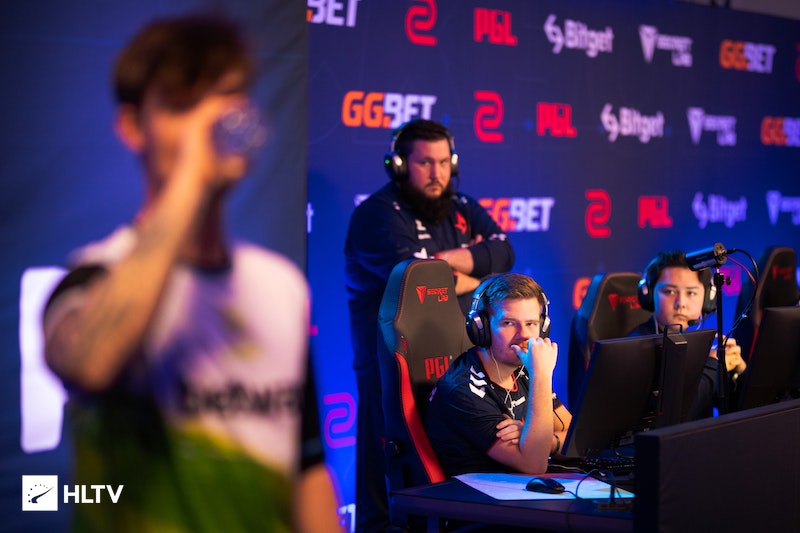 尤其是在雙 尤其是在雙