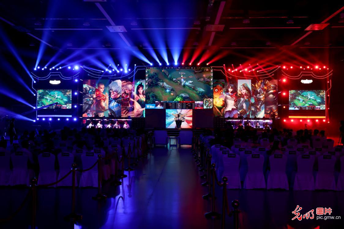 并分析詹姆 并分析詹姆